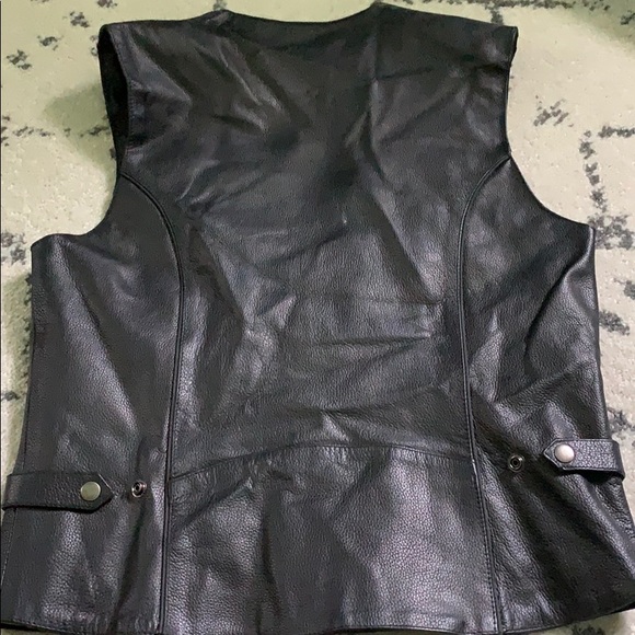 Leather Riding Vest - Picture 4 of 4